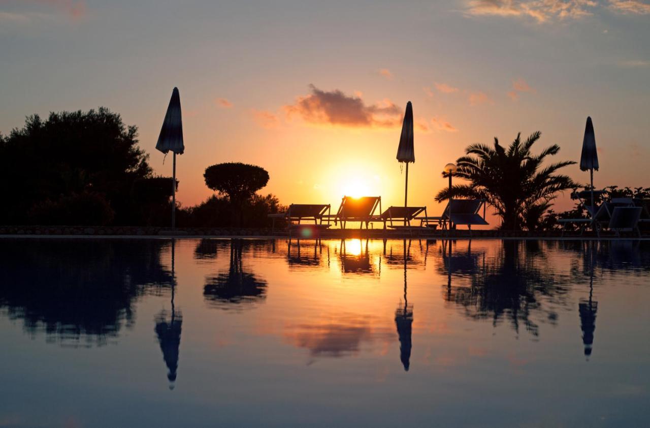 Agriturismo Ninea Ricadi Exteriér fotografie