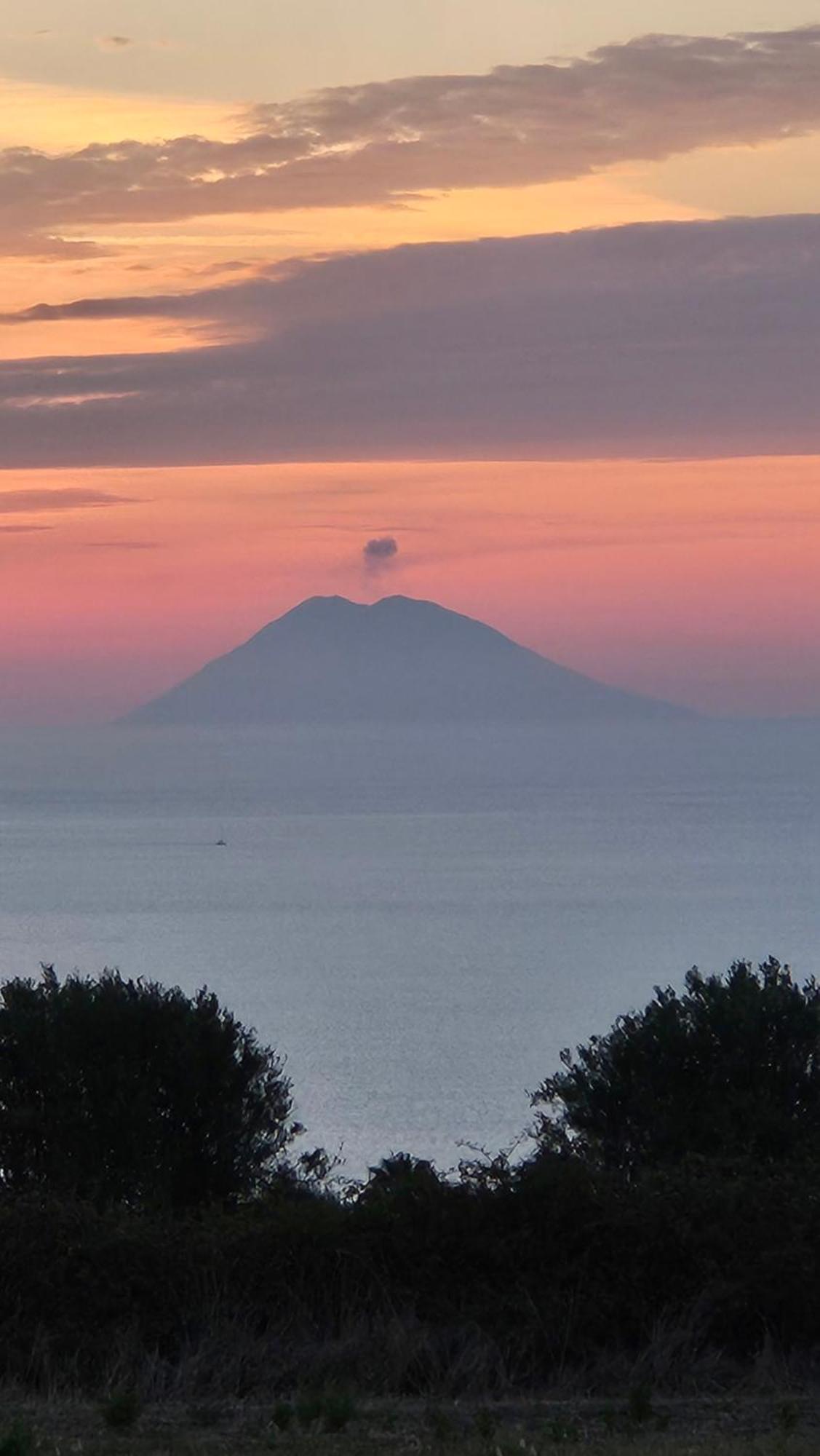 Agriturismo Ninea Ricadi Exteriér fotografie